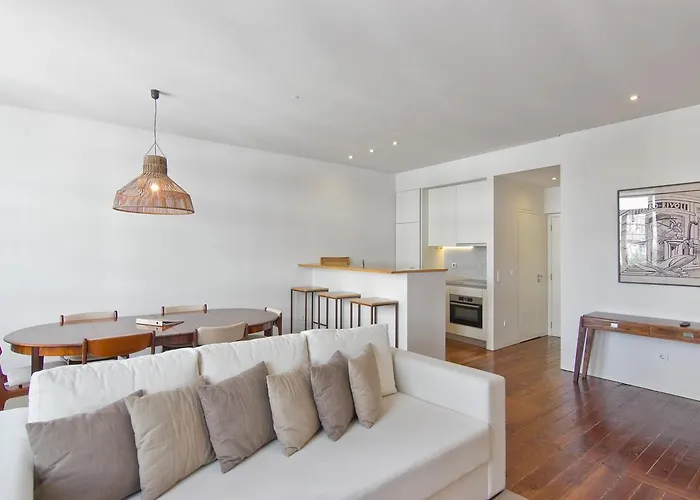 カーサス ド リヴォリ *